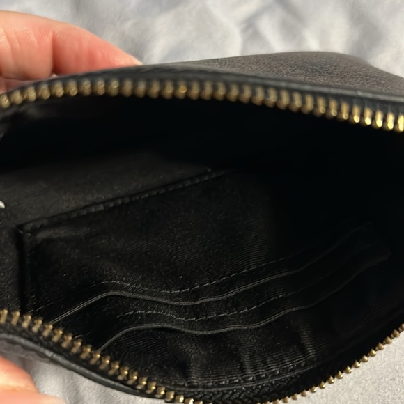 Coach wristlet - Picture 3 of 3